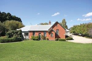 Woodend Old School House Bed and Breakfast - Tourism Adelaide