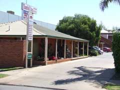 Yambil Inn Motel - Tourism Adelaide